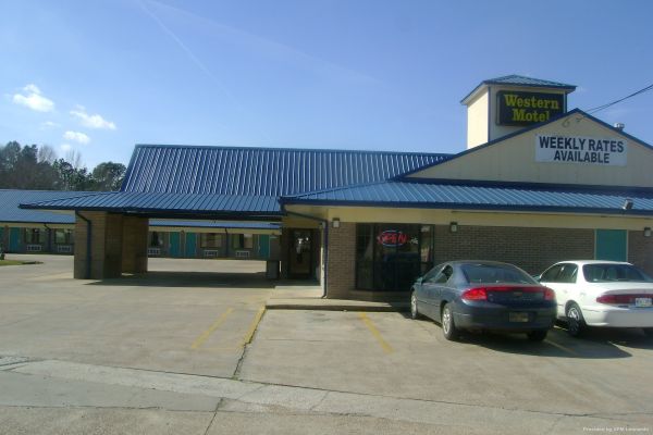 WESTERN MOTEL PHILADELPHIA (Deemer)